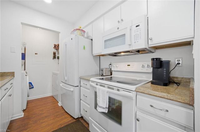 705 Rapidan River Ct Apt D, Chesapeake, VA 23320