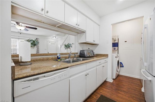 705 Rapidan River Ct Apt D, Chesapeake, VA 23320