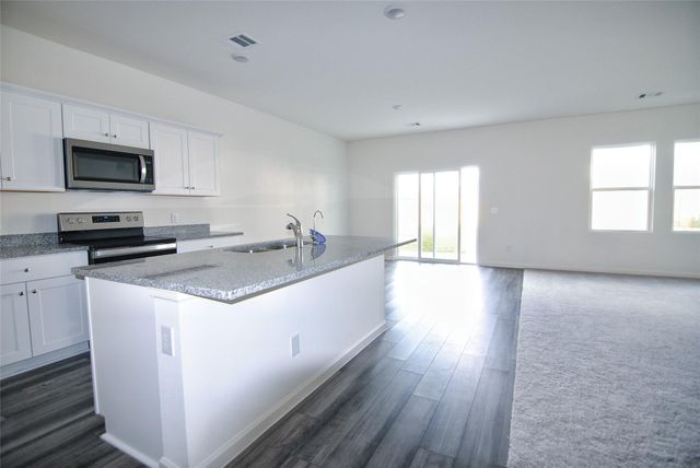 1052 Water Oak Lane, Brookshire, TX 77423