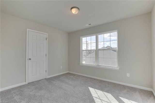 302 N Capital ST, Suffolk, VA 23434