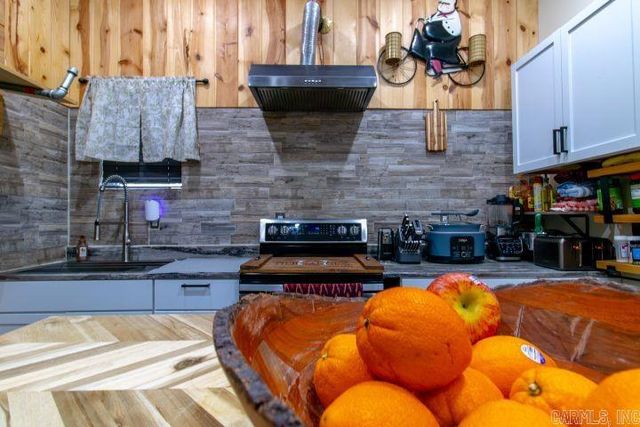 894 County Road 792, Brookland, AR 72417