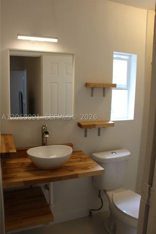225 NW 59th St B, Miami, FL 33127