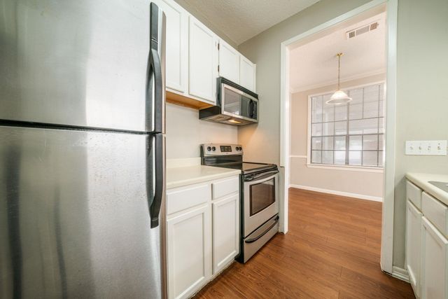 2300 Leon ST 101, Austin, TX 78705
