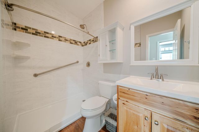 2300 Leon ST 101, Austin, TX 78705