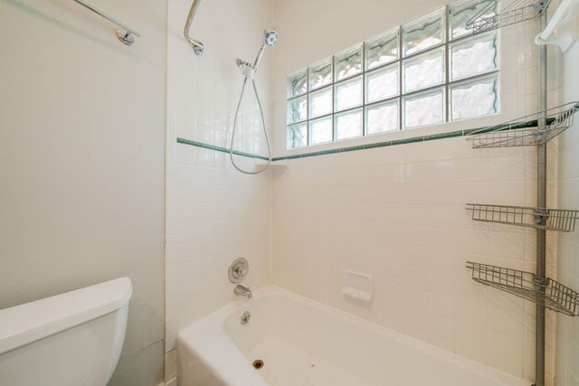 2300 Leon ST 101, Austin, TX 78705