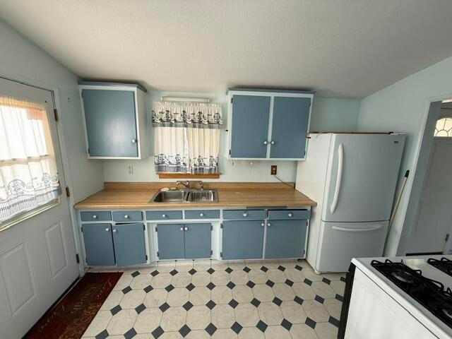 84619 11th Street, Trona, CA 93562