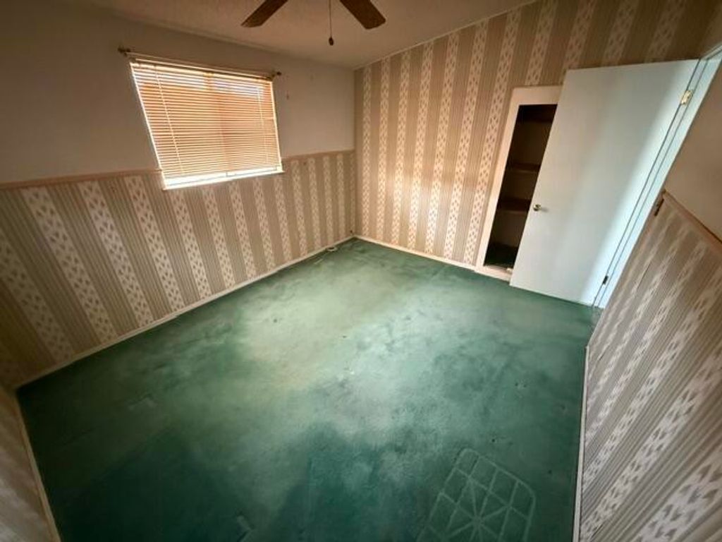 Image 10 of property listing at 84619 11th Street, Trona, CA 93562