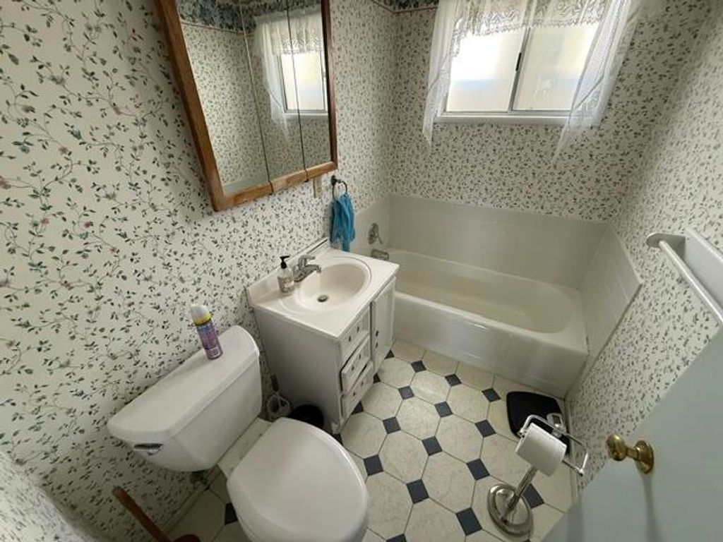 Image 13 of property listing at 84619 11th Street, Trona, CA 93562