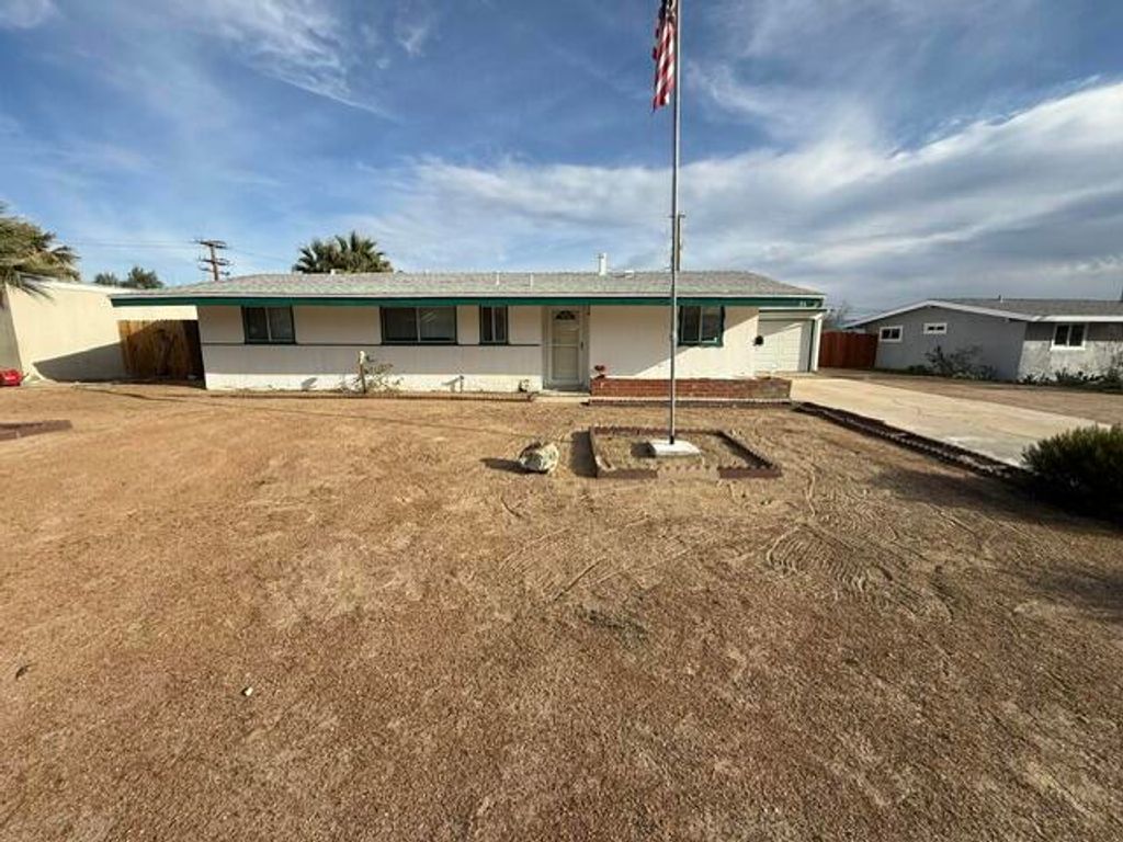 Image 2 of property listing at 84619 11th Street, Trona, CA 93562