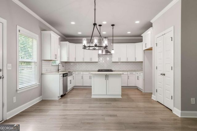 7715 Wandering Oak Way, Cumming, GA 30041