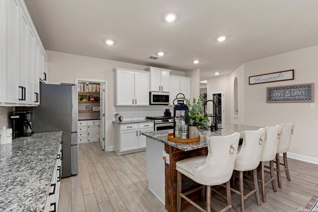 9431 Single Footing, San Antonio, TX 78254