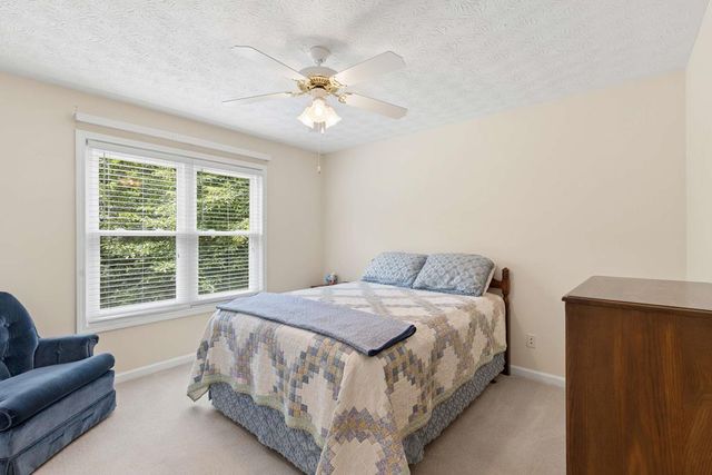 121 Chestnut Hill Drive, Canton, GA 30114