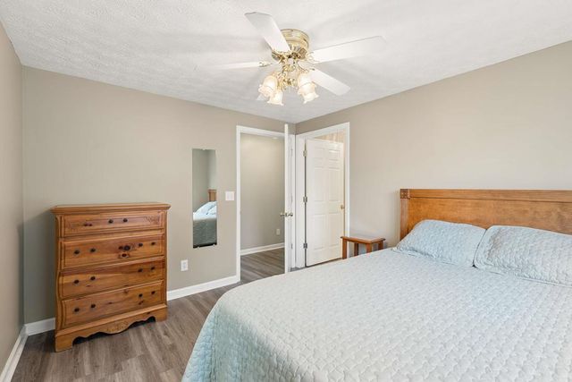 121 Chestnut Hill Drive, Canton, GA 30114