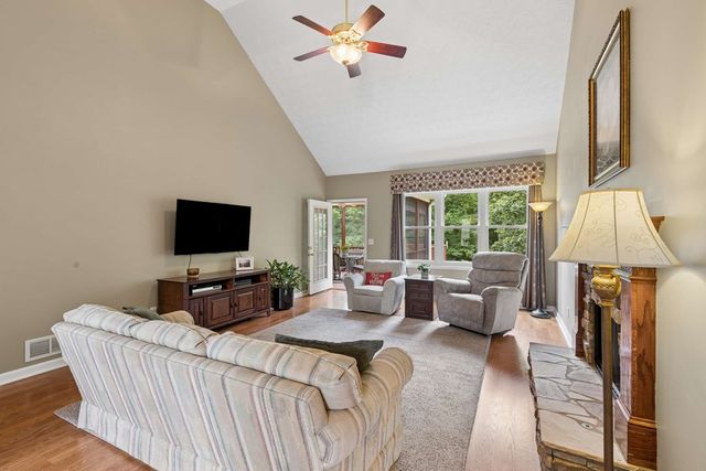121 Chestnut Hill Drive, Canton, GA 30114