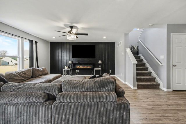 7480 Williams Street, Merrillville, IN 46410