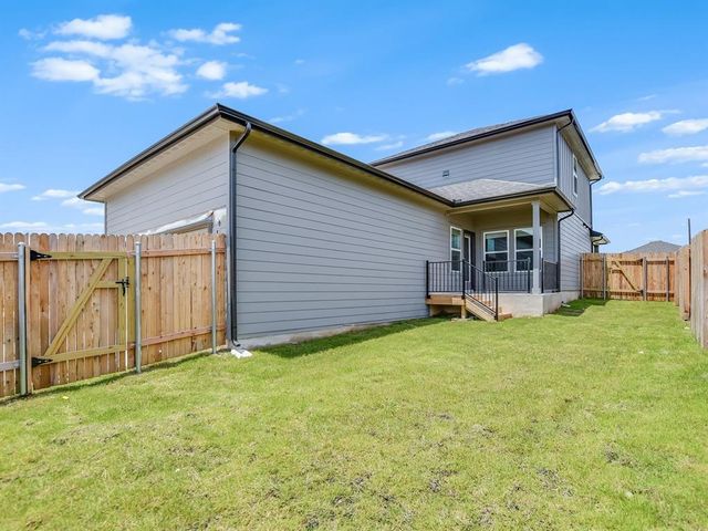 114 Fairmeadow Downs DR, Hutto, TX 78634