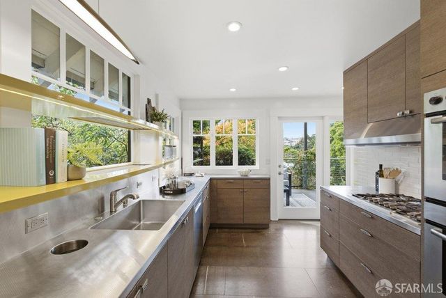 885 Head Street, San Francisco, CA 94132