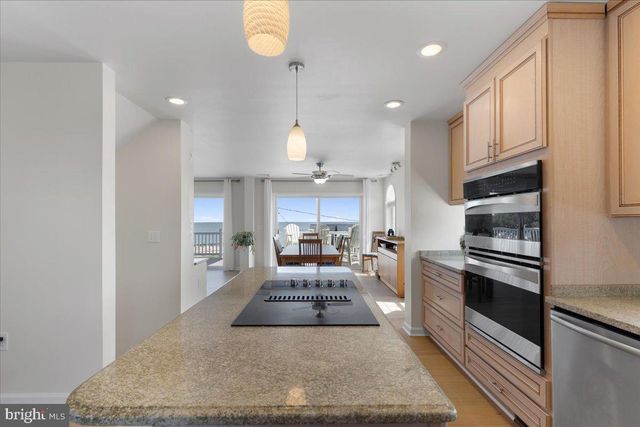 2818 BEACH DR, Huntingtown, MD 20639