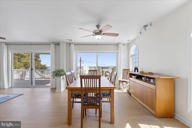 2818 BEACH DR, Huntingtown, MD 20639