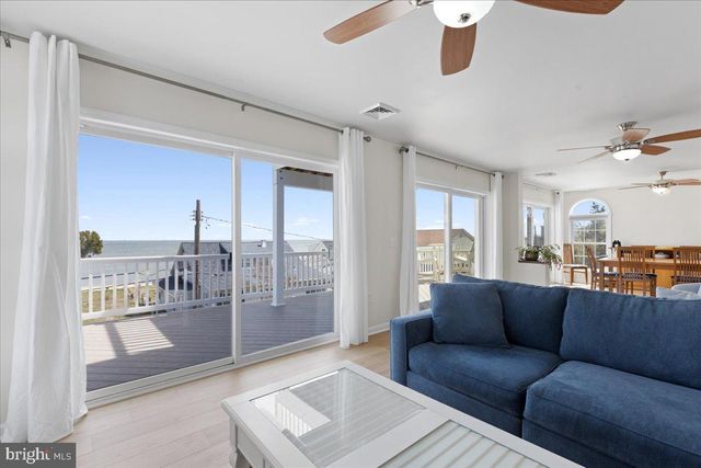 2818 BEACH DR, Huntingtown, MD 20639