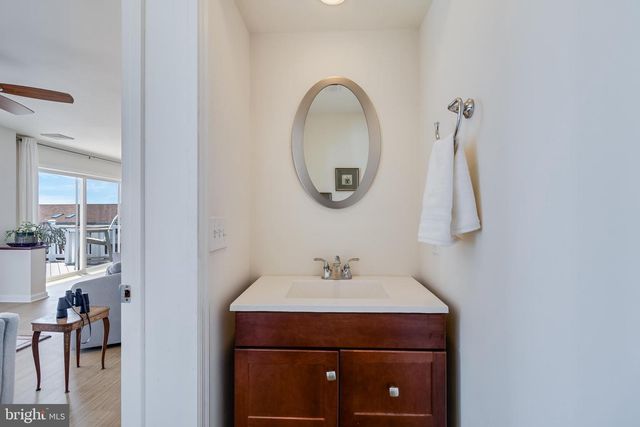 2818 BEACH DR, Huntingtown, MD 20639