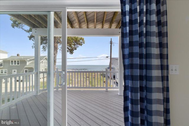 2818 BEACH DR, Huntingtown, MD 20639