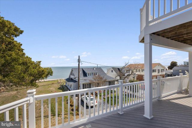 2818 BEACH DR, Huntingtown, MD 20639