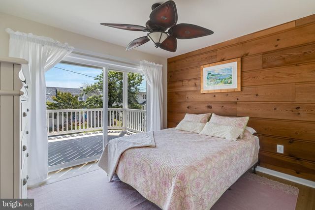 2818 BEACH DR, Huntingtown, MD 20639
