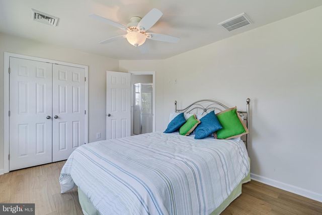 2818 BEACH DR, Huntingtown, MD 20639