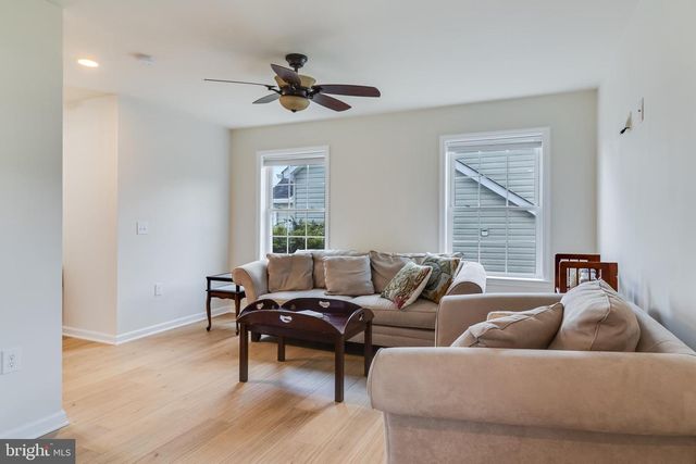2818 BEACH DR, Huntingtown, MD 20639