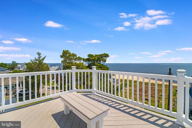 2818 BEACH DR, Huntingtown, MD 20639