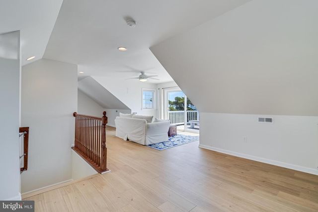2818 BEACH DR, Huntingtown, MD 20639
