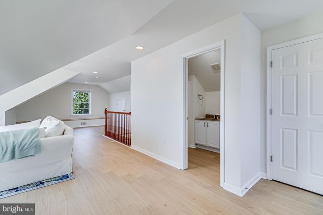 2818 BEACH DR, Huntingtown, MD 20639