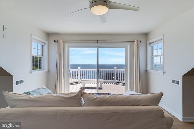 2818 BEACH DR, Huntingtown, MD 20639
