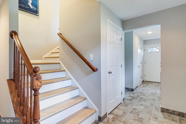 2818 BEACH DR, Huntingtown, MD 20639