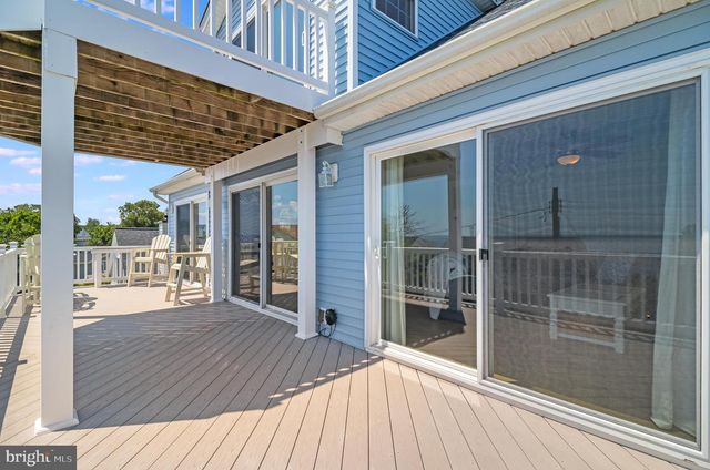 2818 BEACH DR, Huntingtown, MD 20639