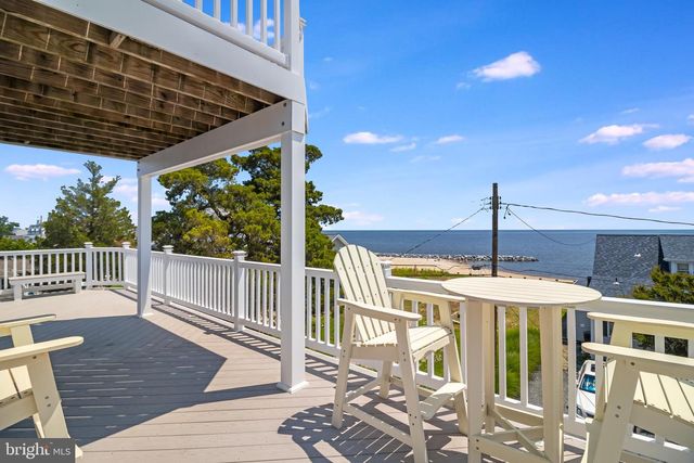 2818 BEACH DR, Huntingtown, MD 20639