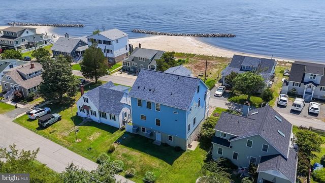 2818 BEACH DR, Huntingtown, MD 20639