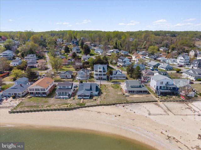 2818 BEACH DR, Huntingtown, MD 20639