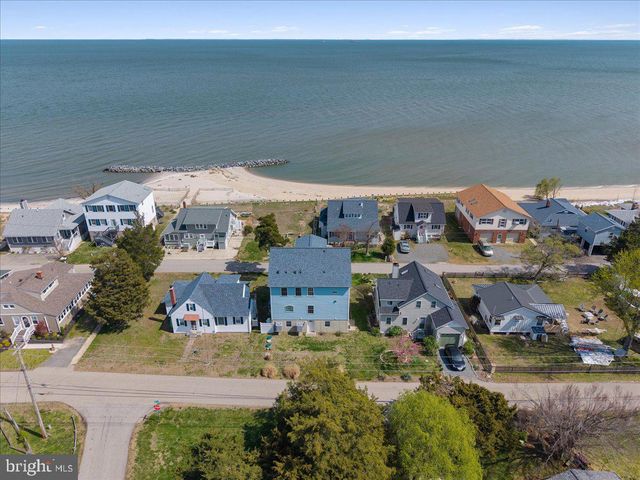 2818 BEACH DR, Huntingtown, MD 20639