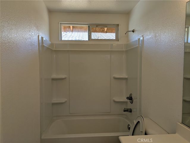 14285 Honeyhill Street, Victorville, CA 92394