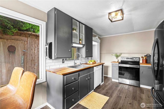 1 E McGill Avenue, Everett, WA 98208