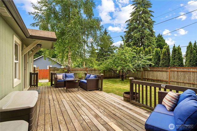 1 E McGill Avenue, Everett, WA 98208