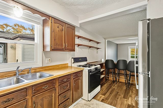 453 S Dearborn Avenue, Bradley, IL 60915