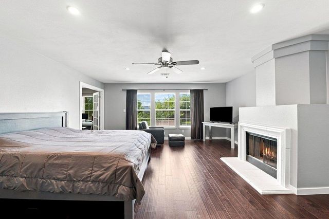 620 Catumet DR, Pflugerville, TX 78660