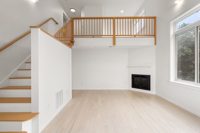 24 Glenwood Avenue 3, Walpole, MA 02081