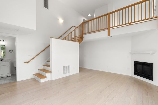 24 Glenwood Avenue 3, Walpole, MA 02081