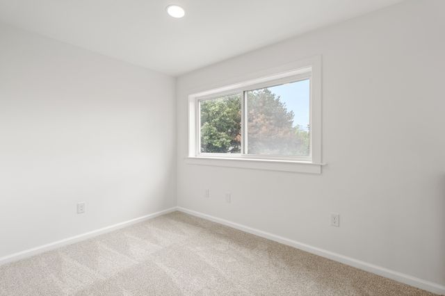 24 Glenwood Avenue 3, Walpole, MA 02081