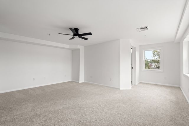 24 Glenwood Avenue 3, Walpole, MA 02081