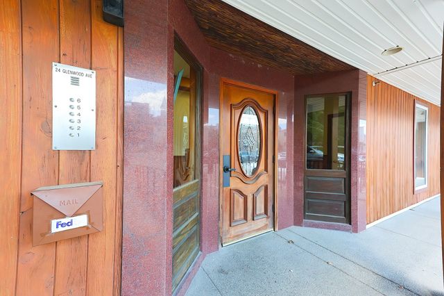 24 Glenwood Avenue 3, Walpole, MA 02081